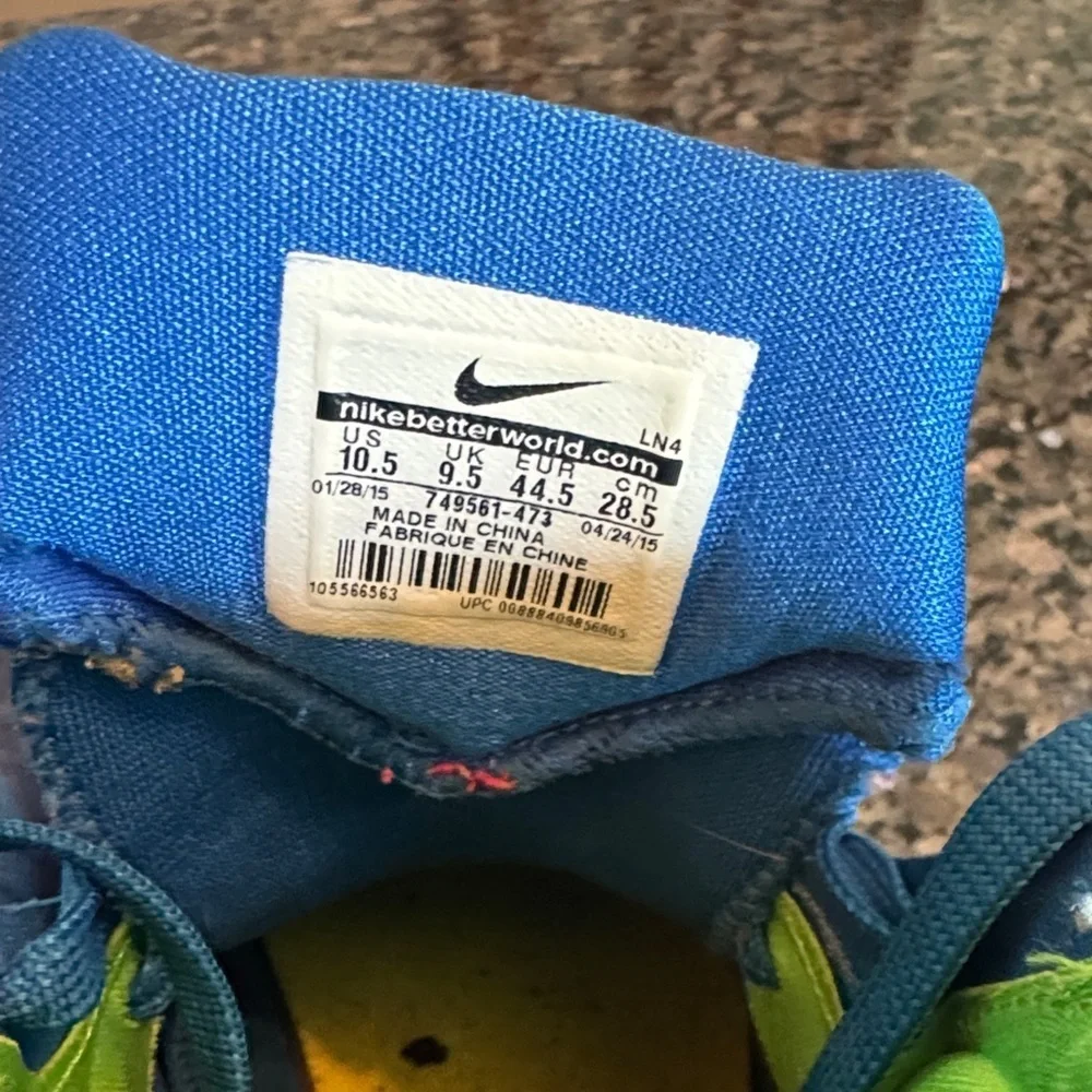Nike 2015 Hyperdunk Zoom Blue and Neon Green High-Top Sneakers EUC 10.5